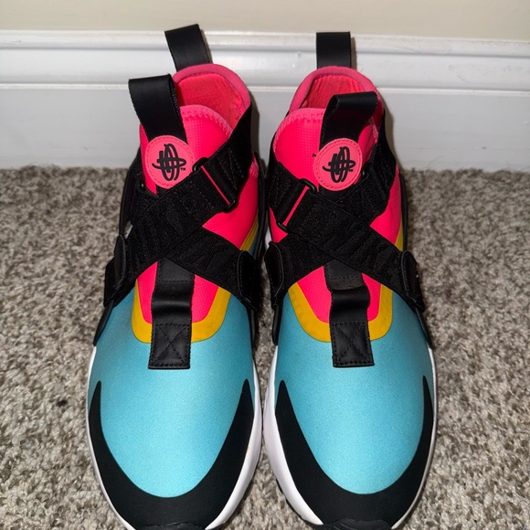 NIKE Huaraches City Multicolor - Picture 5 of 9